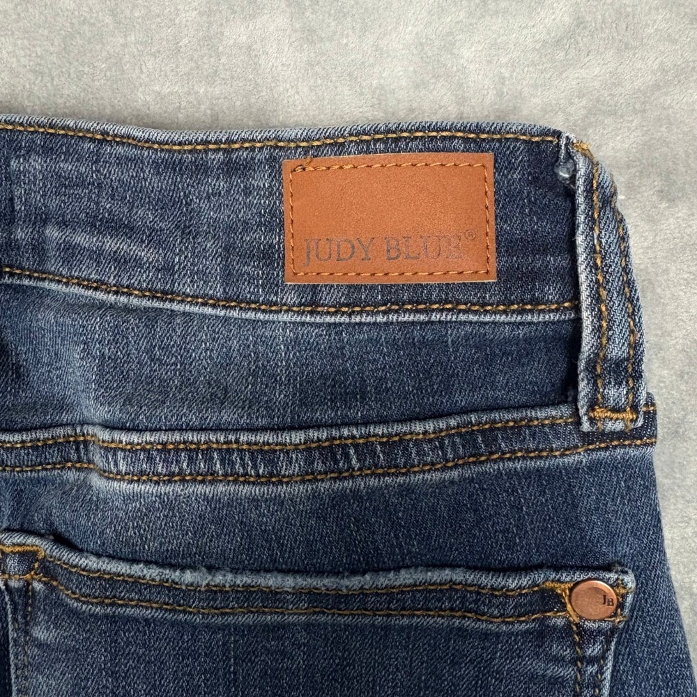 Judy Blue Relaxed Fit Distressed Dark Wash Denim Jeans Size 3/26 Mid Rise Comfy - Picture 9 of 13